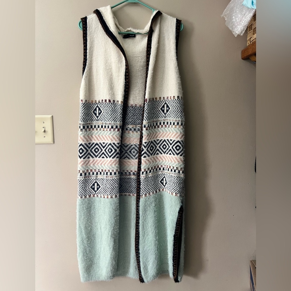 On Blue sz M cotton acrylic sleeveless hooded open cardigan sweater.